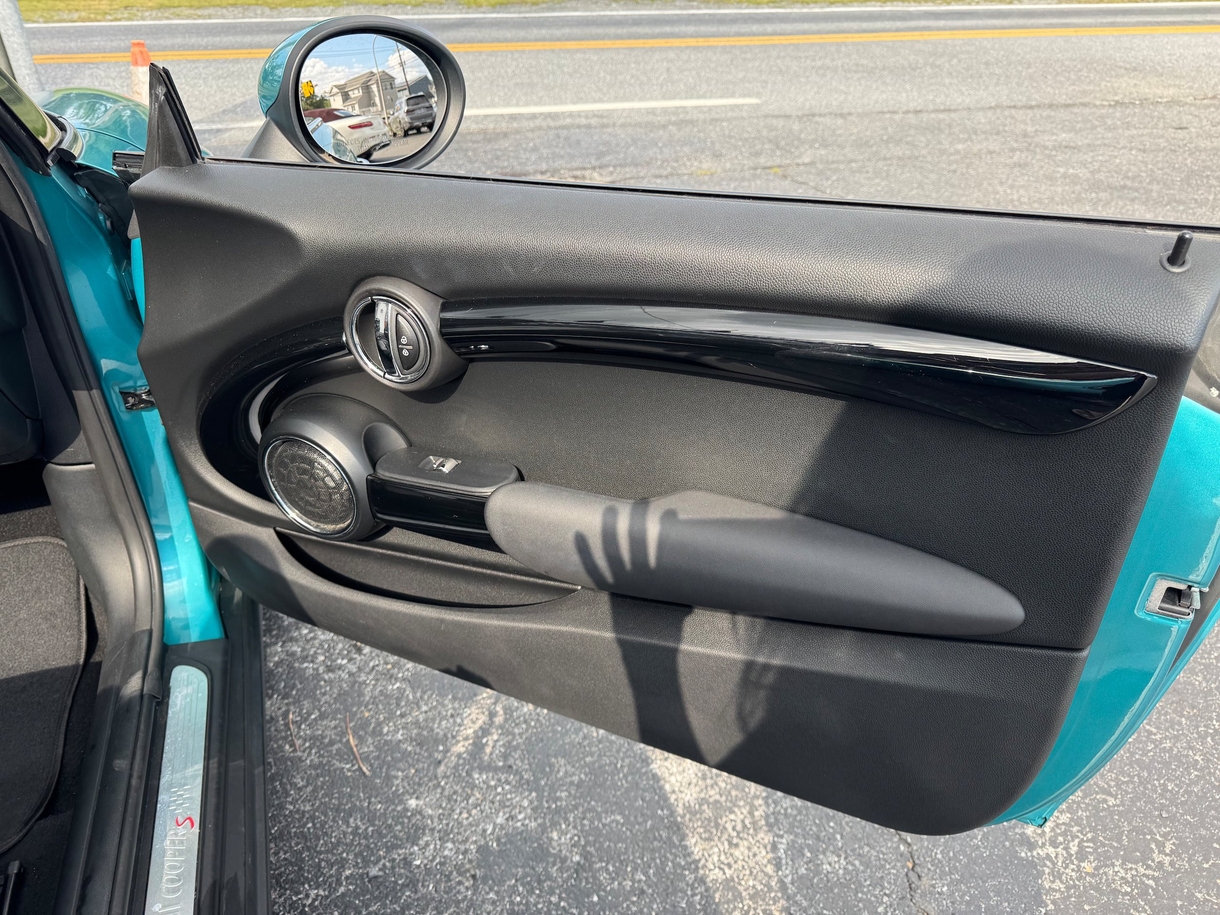 Used 2016 MINI Cooper S FWD image 16