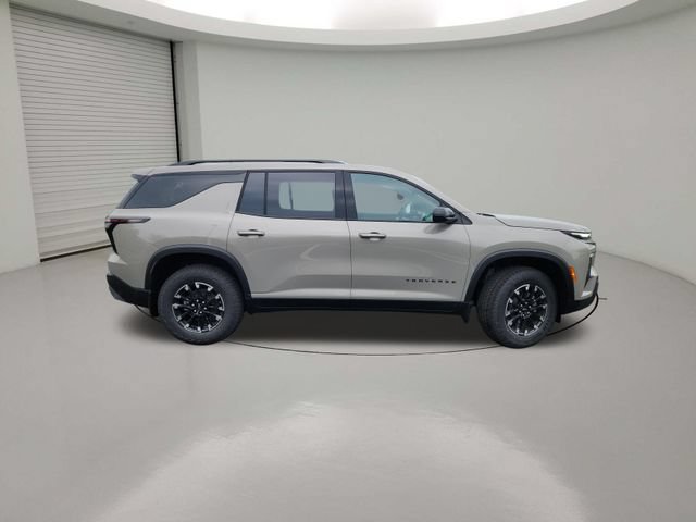 New 2026 Chevrolet Traverse Z71 w/ Driver Confidence Package AWD/4WD image 8