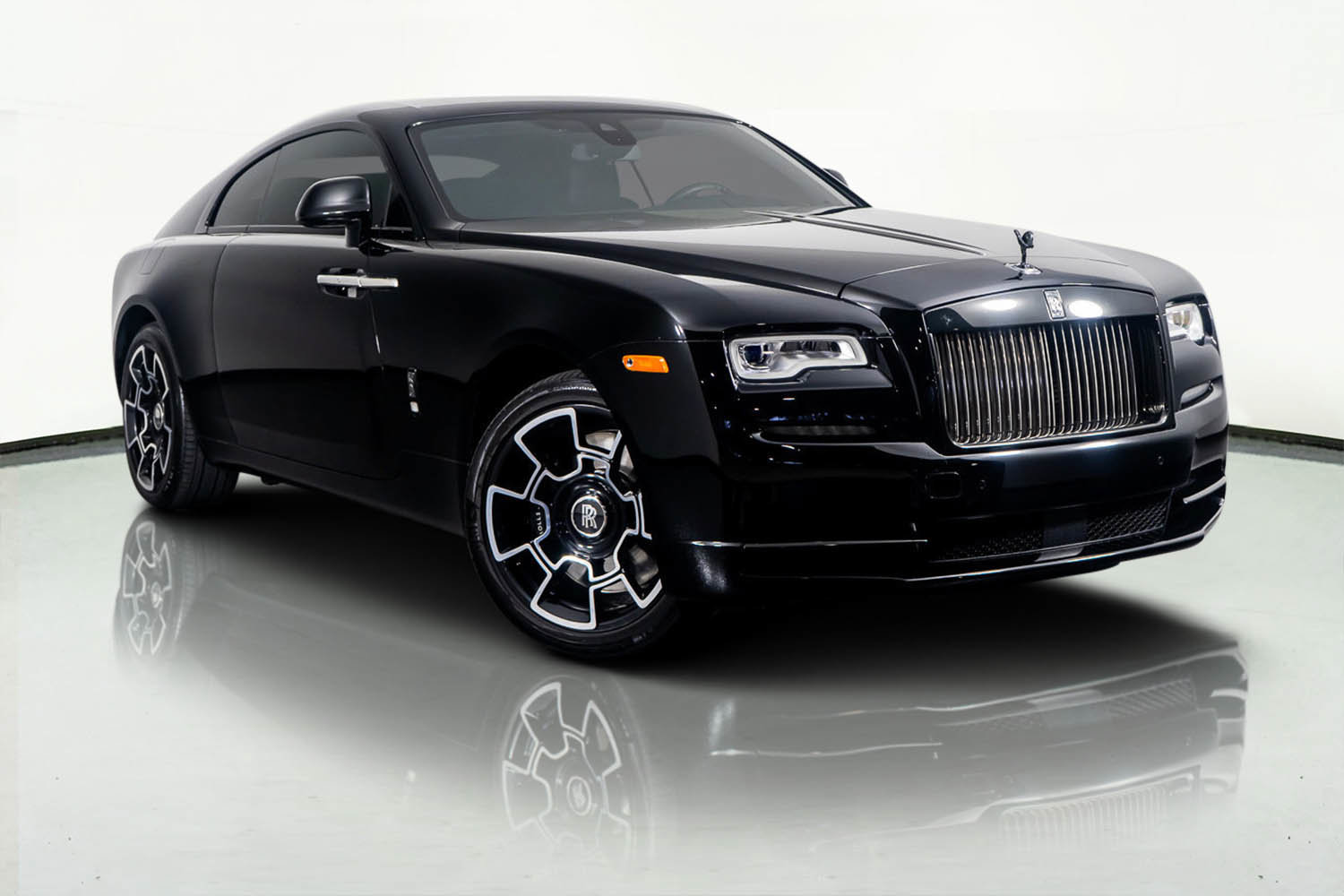Used 2019 Rolls-Royce Wraith image 21