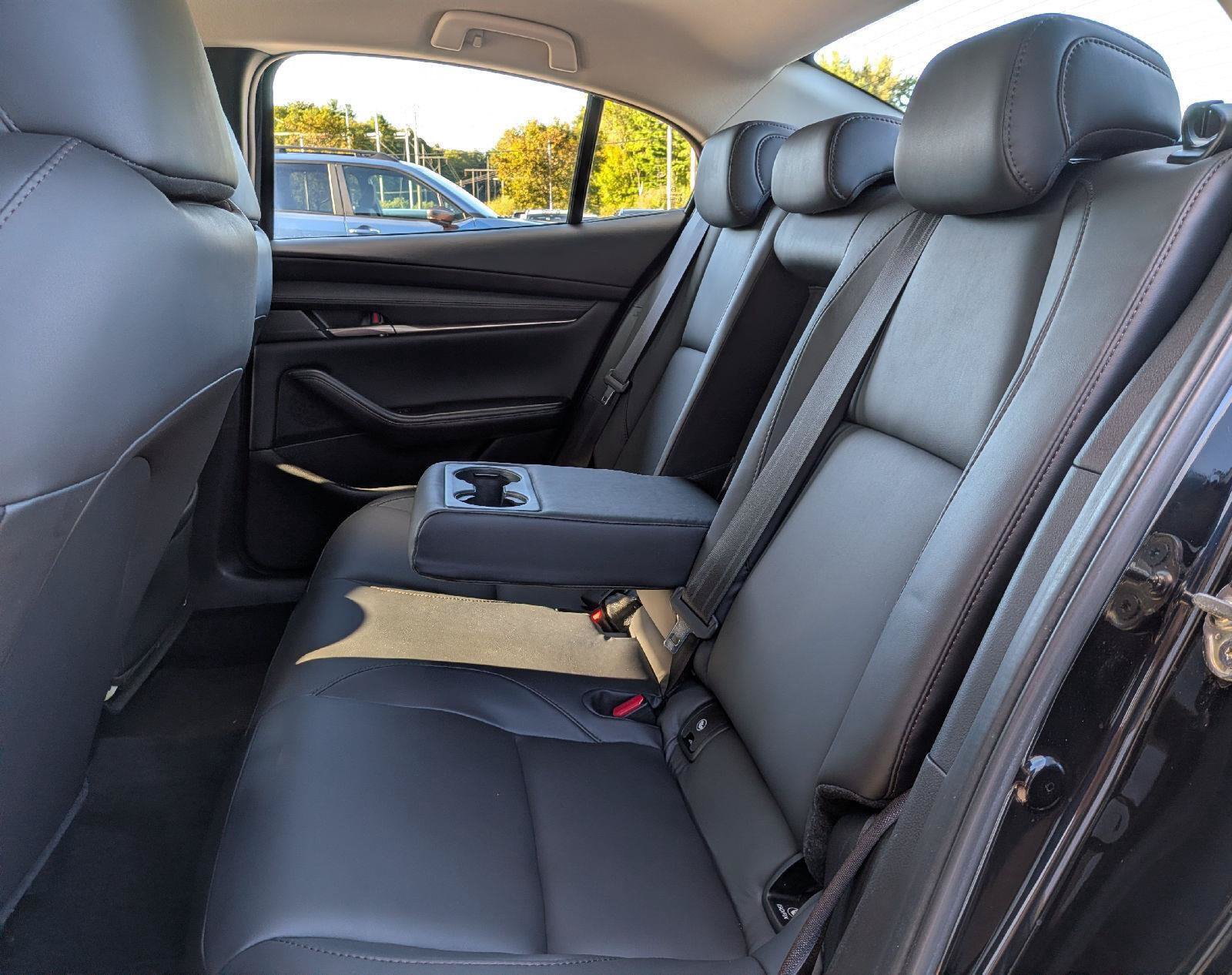 Certified 2024 MAZDA MAZDA3 s FWD image 21