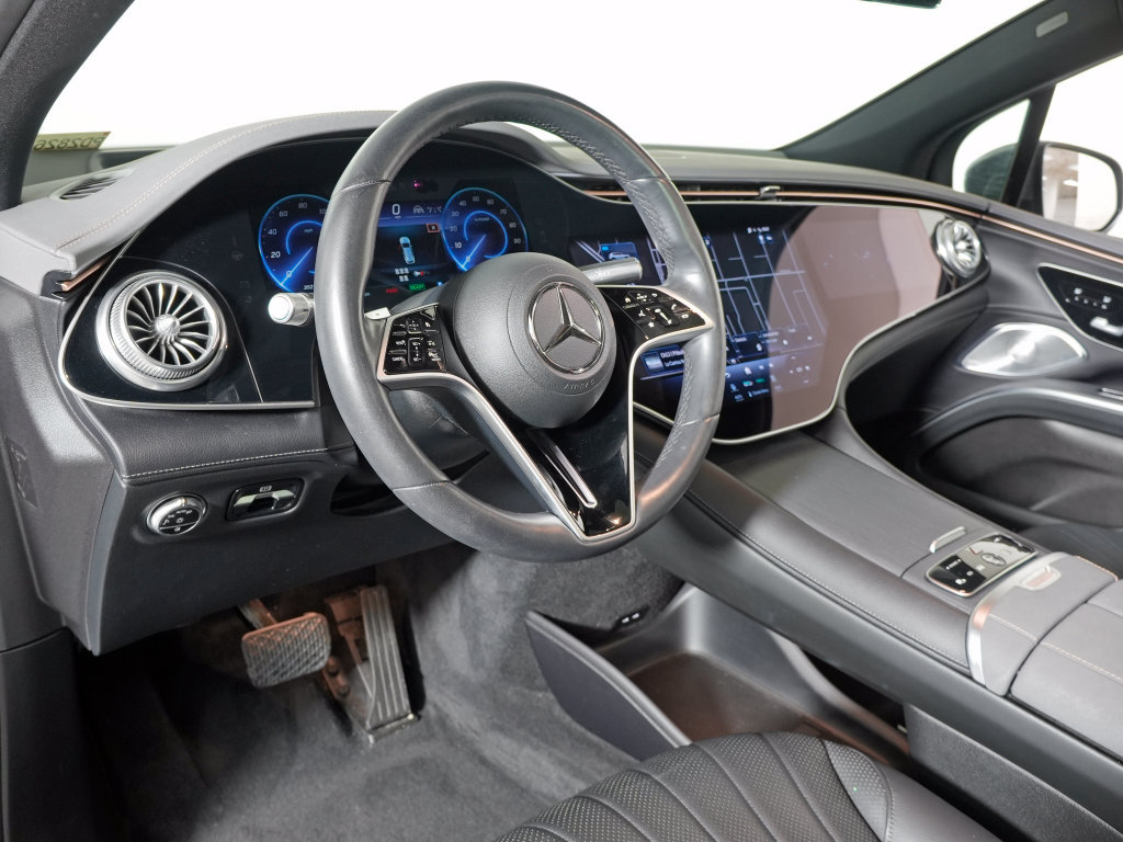 Certified 2023 Mercedes-Benz EQS 580 4MATIC SUV image 14