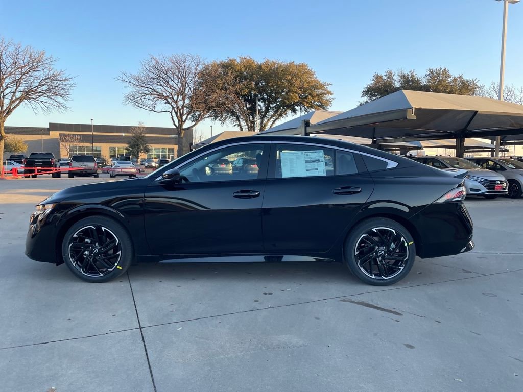 New 2026 Nissan Sentra SR w/ Floor Mat Package FWD image 2