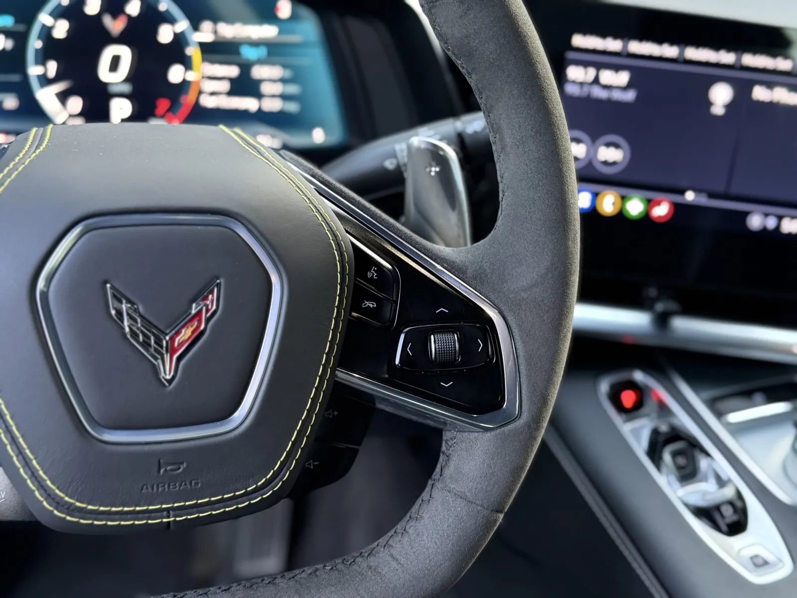 Used 2023 Chevrolet Corvette Stingray w/ Z51 Performance Package image 23