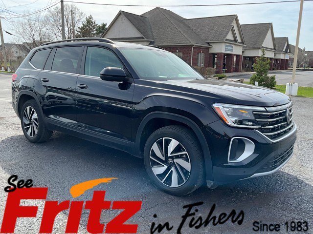 Used 2024 Volkswagen Atlas SE image 1