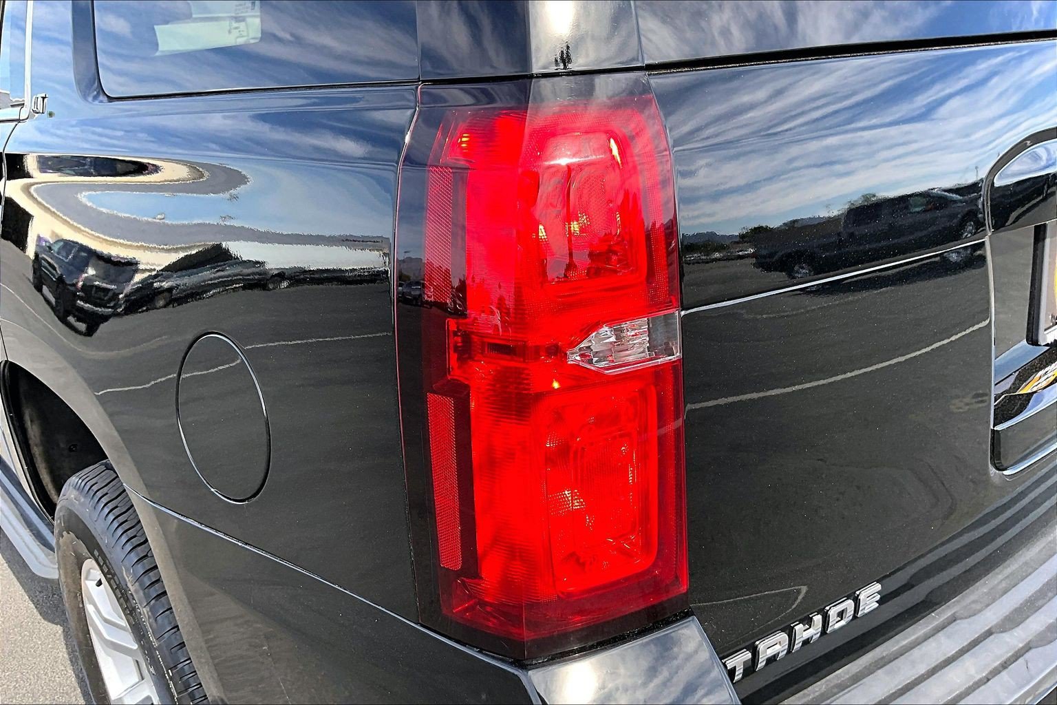 Used 2017 Chevrolet Tahoe LT AWD/4WD image 30
