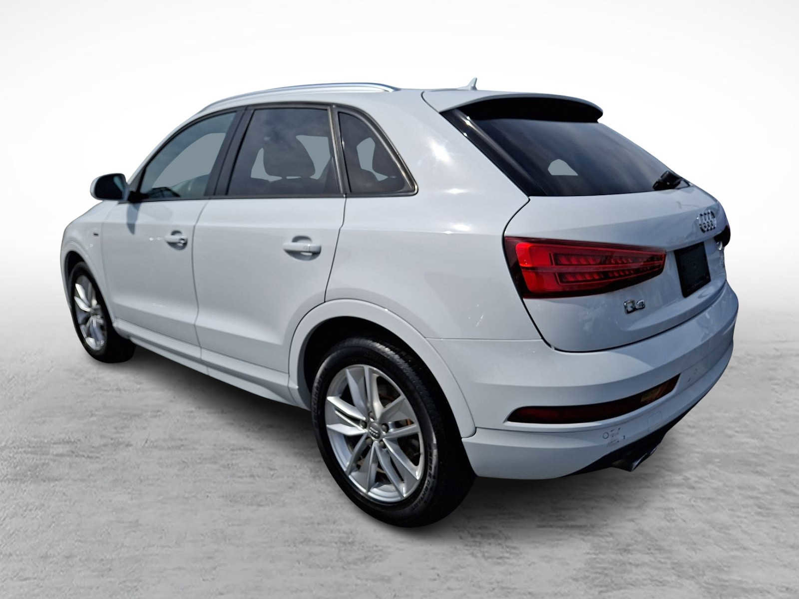 Used 2018 Audi Q3 2.0T Premium image 5