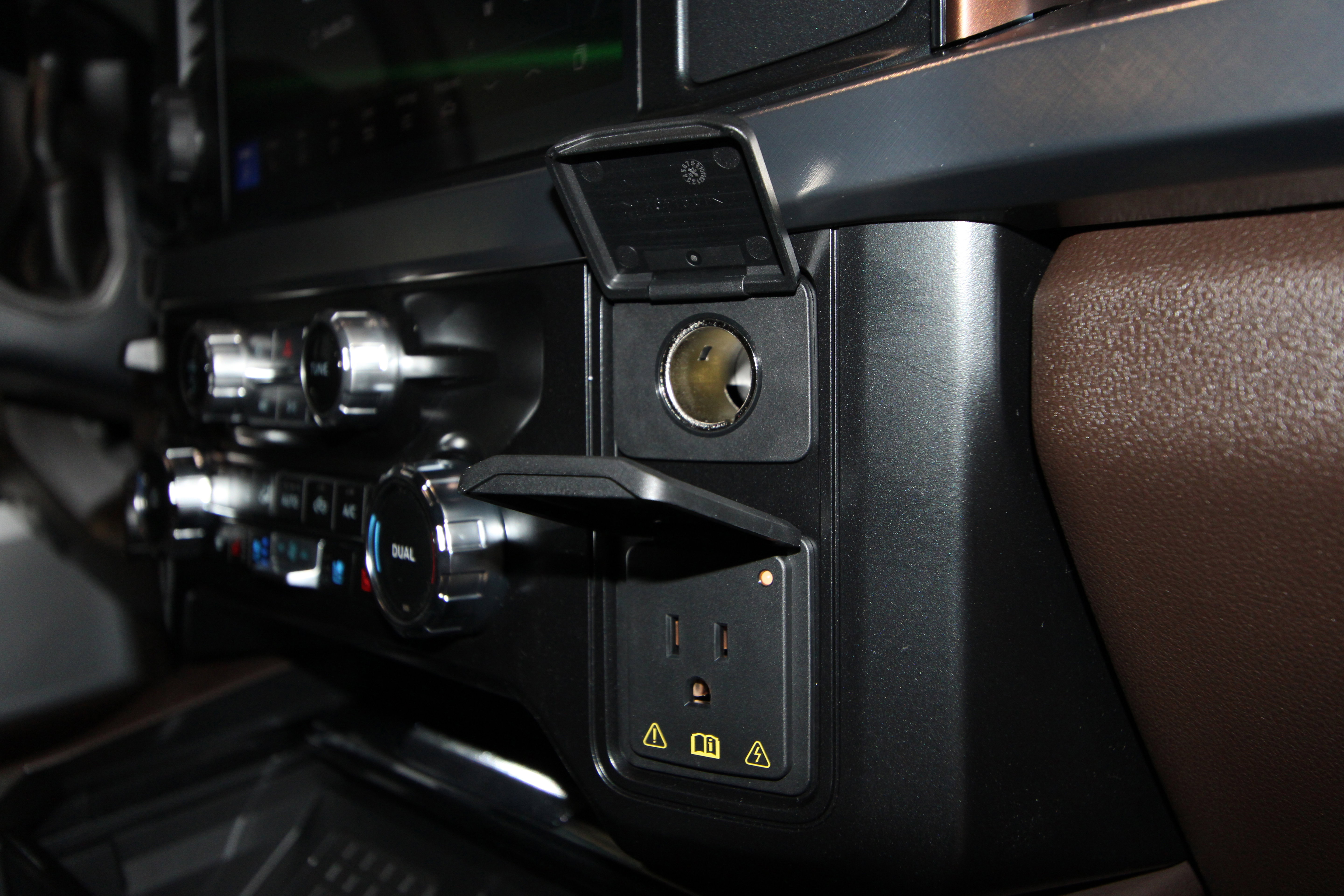 New 2025 Ford F350 King Ranch image 26