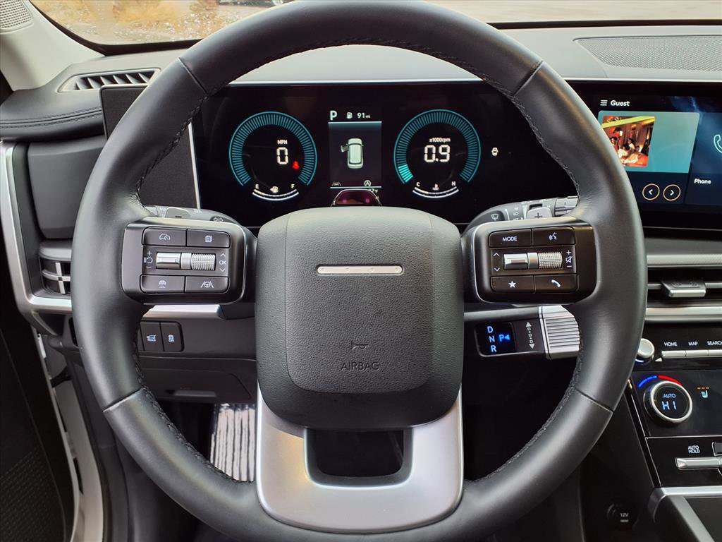 Used 2025 Hyundai Santa Fe SEL image 13