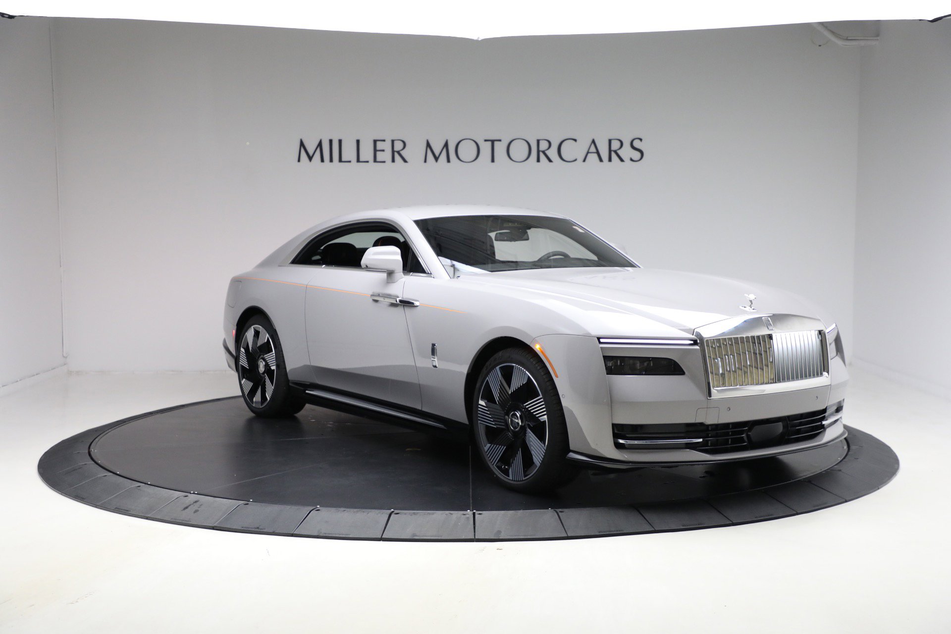 New 2026 Rolls-Royce Spectre image 12