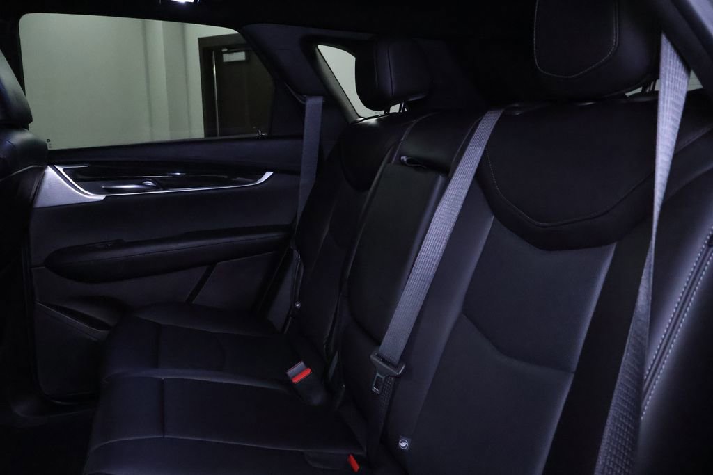 Used 2021 Cadillac XT5 Premium Luxury image 15