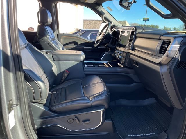 Used 2024 Ford F250 Platinum image 43