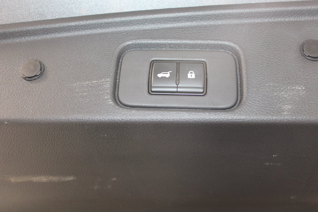 Used 2023 Nissan Pathfinder Platinum AWD/4WD image 32