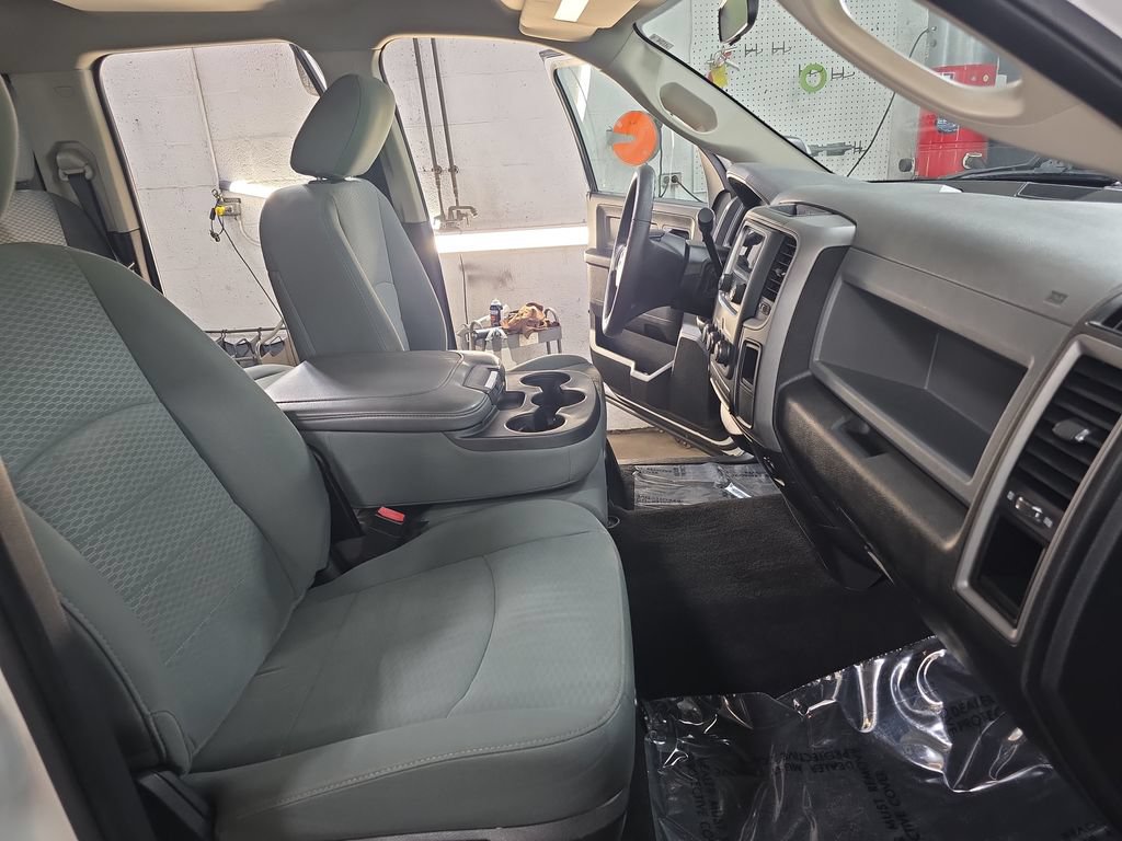 Used 2013 RAM 1500 Express AWD/4WD image 13