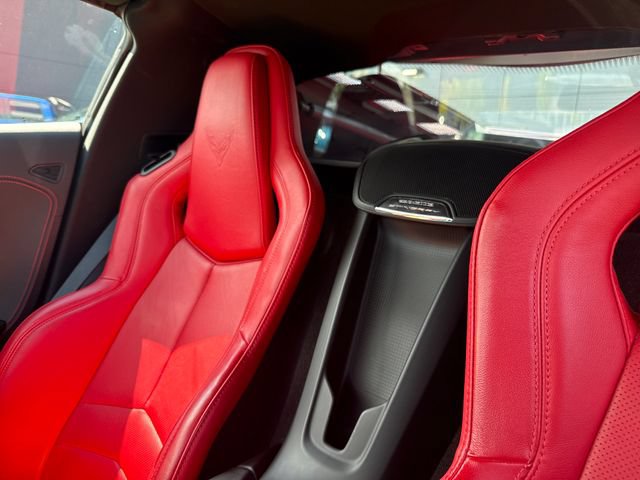 Used 2022 Chevrolet Corvette Stingray Coupe w/ Z51 Performance Package RWD image 14