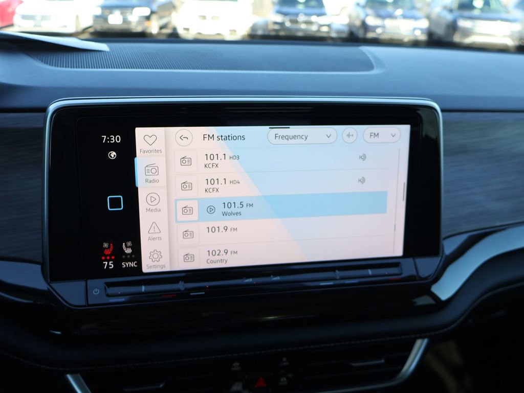 New 2026 Volkswagen Atlas SEL Premium R-Line image 27