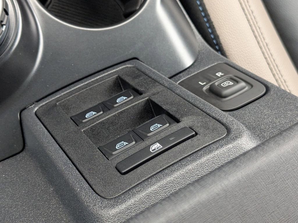 Used 2024 Ford Bronco Wildtrak image 25