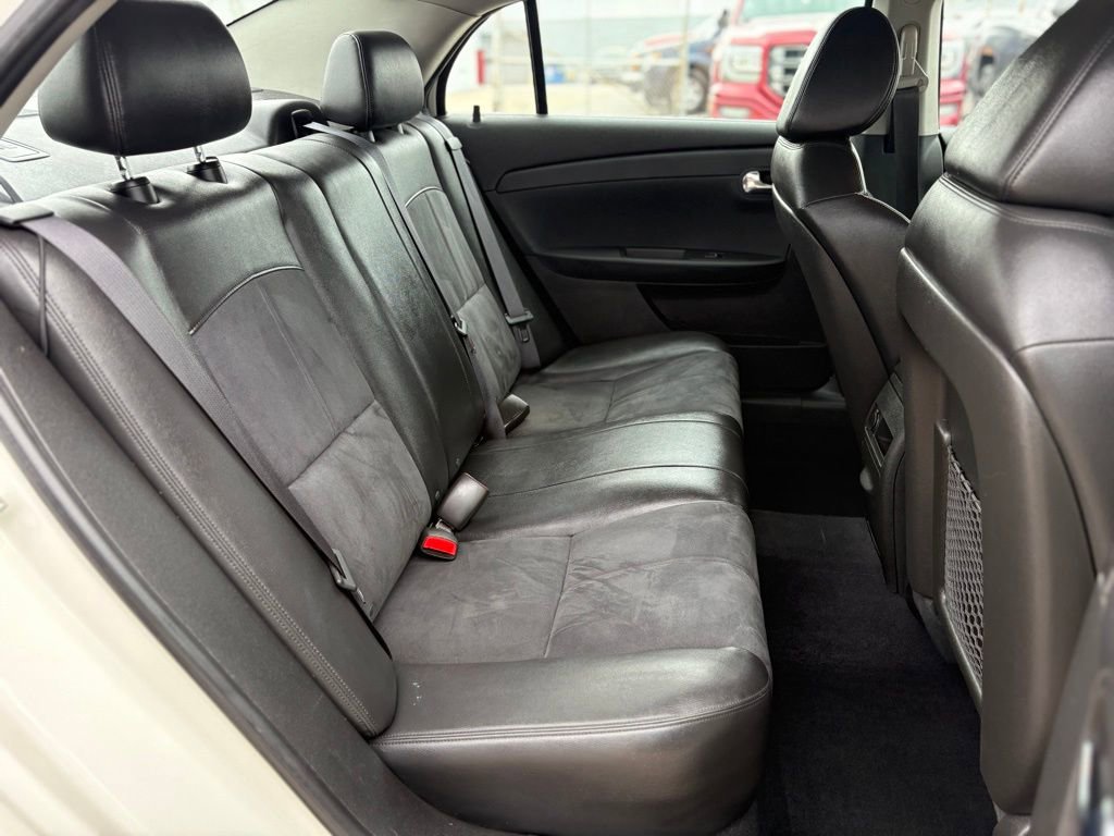 Used 2010 Chevrolet Malibu LT image 25