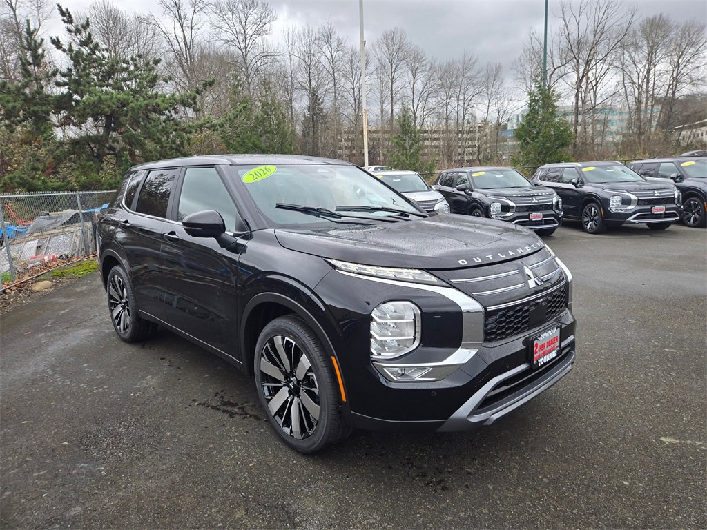 New 2026 Mitsubishi Outlander SE image 2