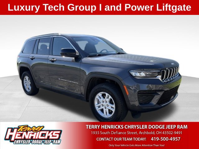 Used 2024 Jeep Grand Cherokee Laredo w/ Luxury Tech Group I AWD/4WD 360° Tour