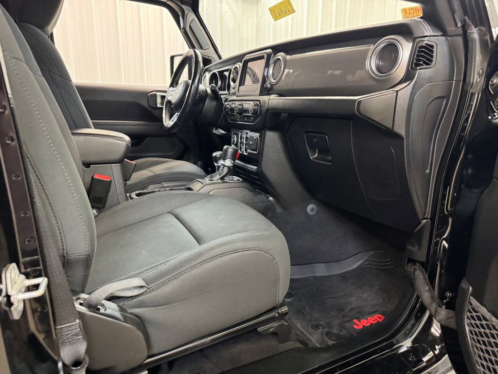 Used 2021 Jeep Wrangler Unlimited Sahara image 26