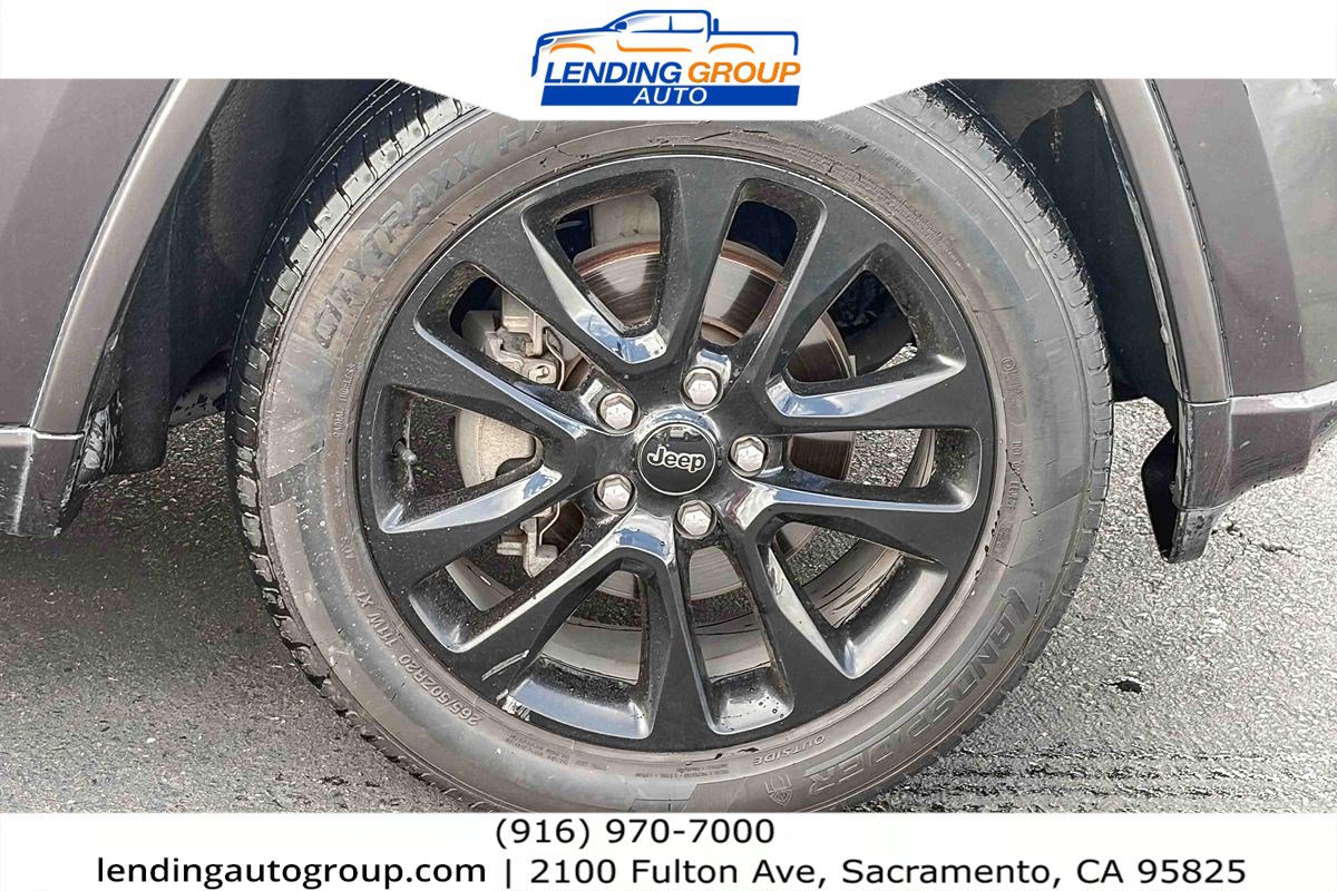 Used 2020 Jeep Grand Cherokee Altitude image 9