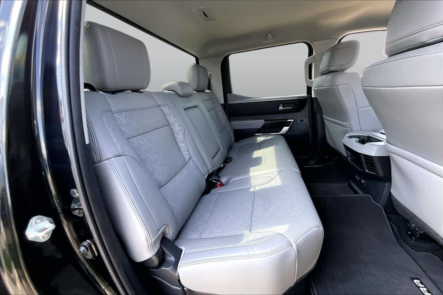 Used 2024 Toyota Tundra Limited AWD/4WD image 21