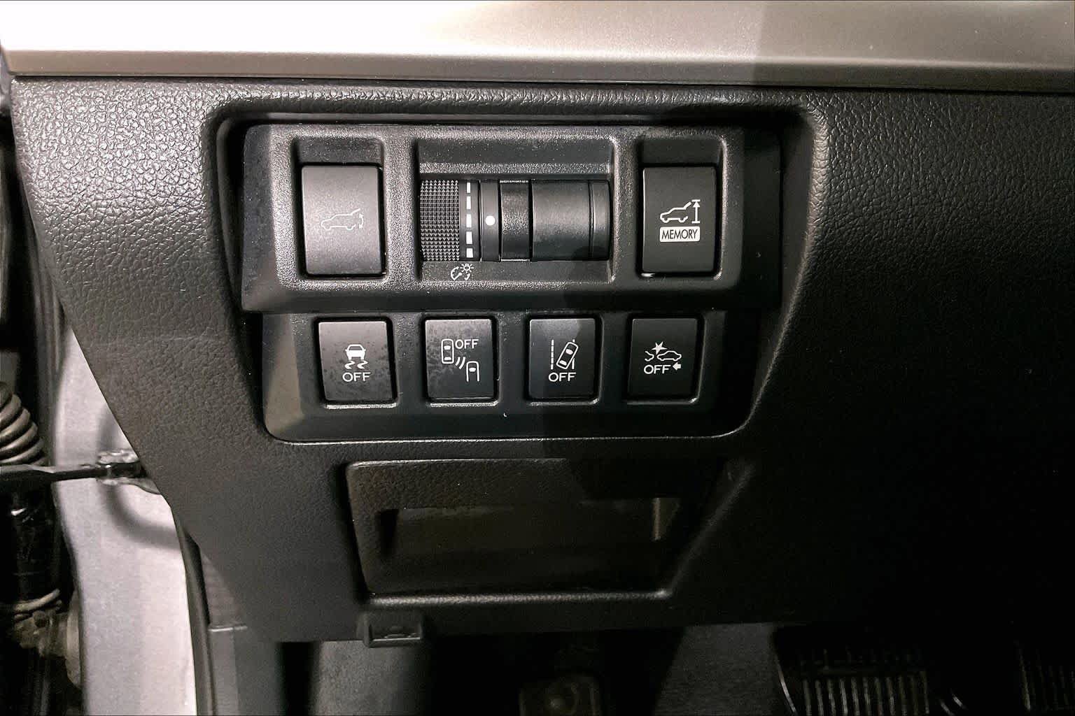 Used 2019 Subaru Outback 2.5i Limited AWD/4WD image 35