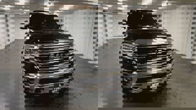 Used 2024 RAM 1500 Limited image 3