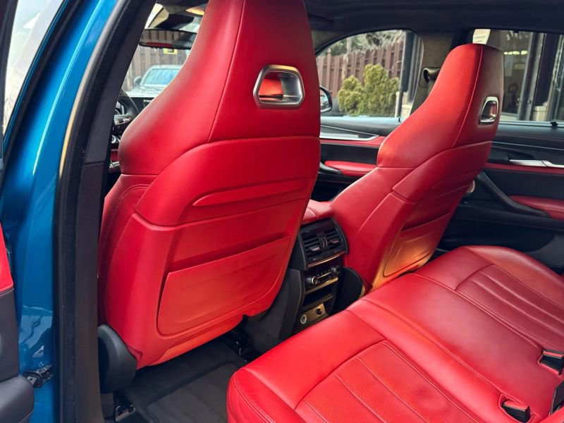 Used 2015 BMW X6 M image 20