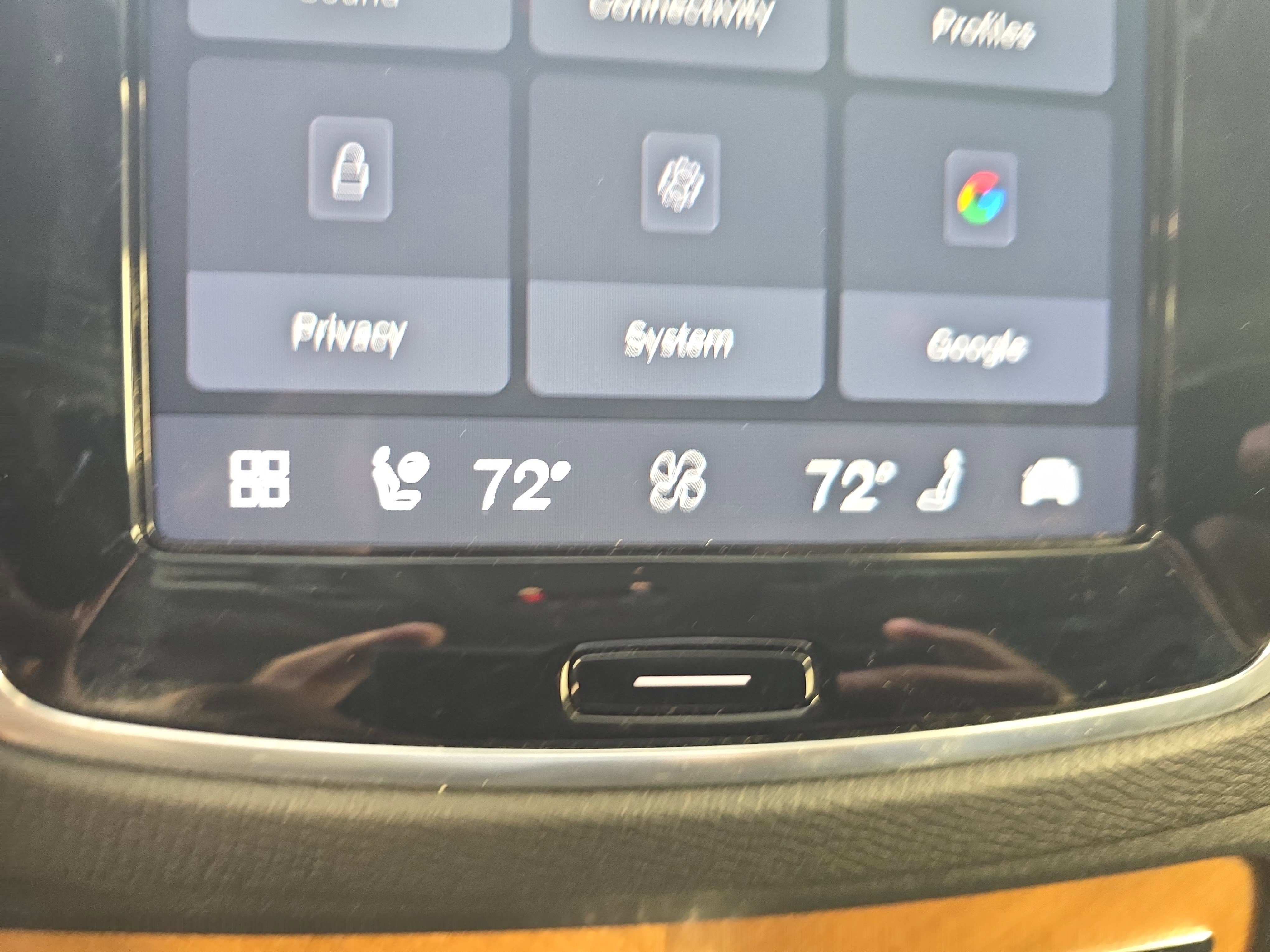 Used 2024 Volvo XC90 B6 Plus w/ Protection Package Premier AWD/4WD image 19