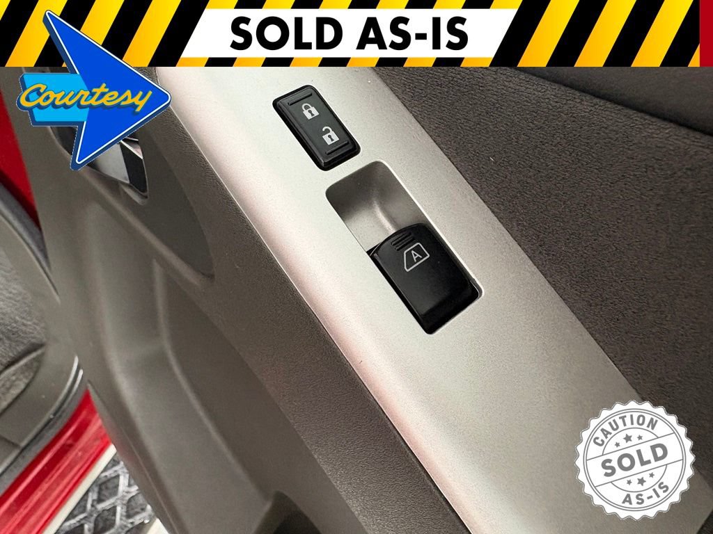 Used 2011 Nissan Pathfinder SV RWD image 13