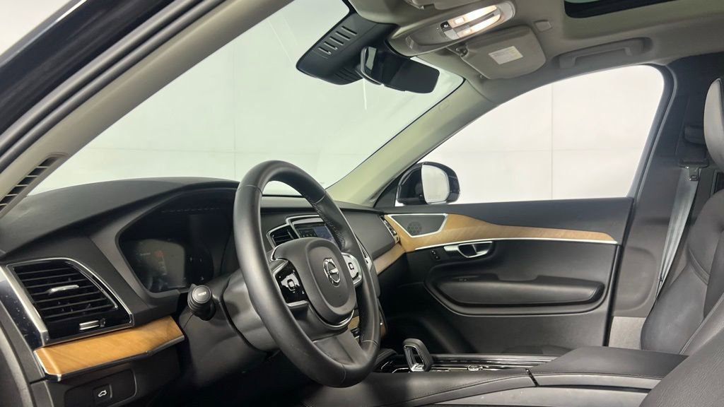 Used 2024 Volvo XC90 B5 Plus image 21