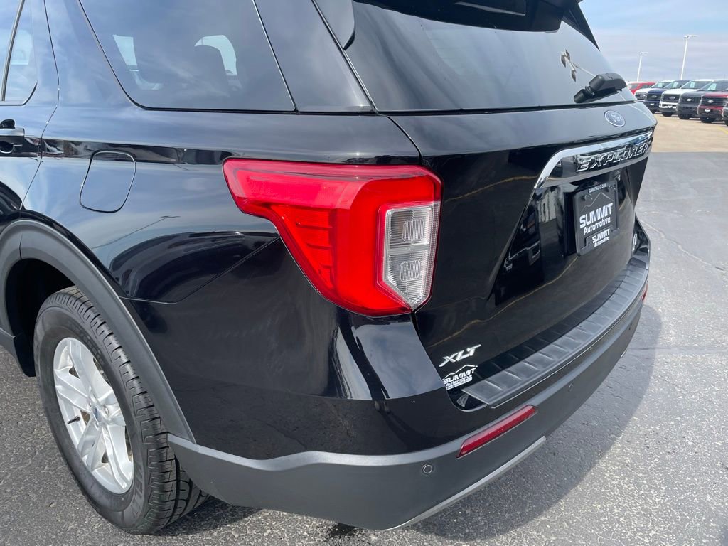 Used 2023 Ford Explorer XLT w/ Equipment Group 202A image 31