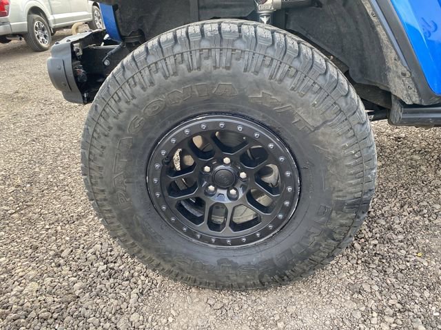Used 2022 Jeep Wrangler Unlimited Rubicon w/ Xtreme Recon 35" Tire Package image 7