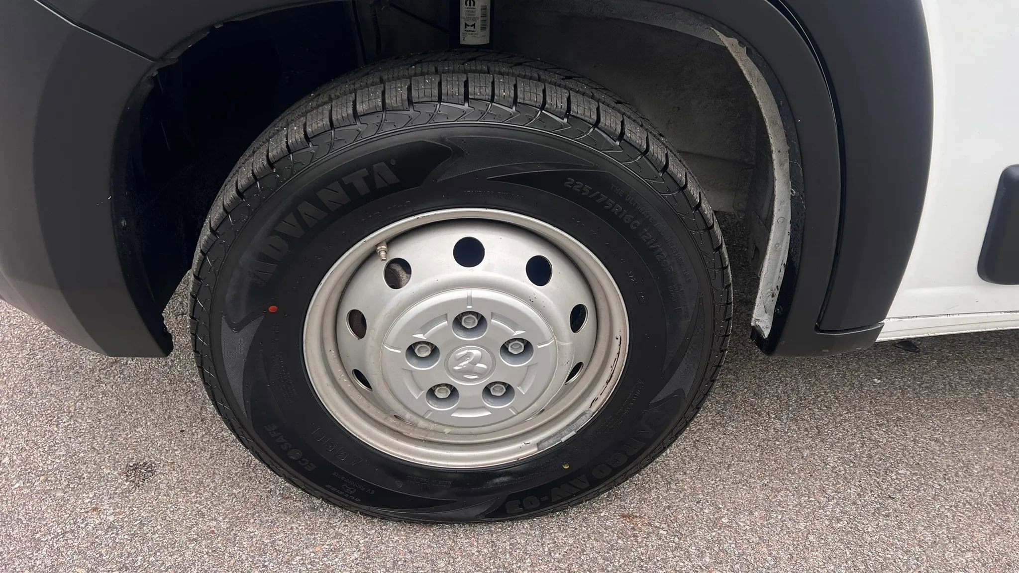 Used 2023 RAM ProMaster 2500 FWD image 9
