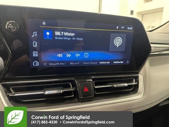 Used 2025 Chevrolet TrailBlazer LT image 32