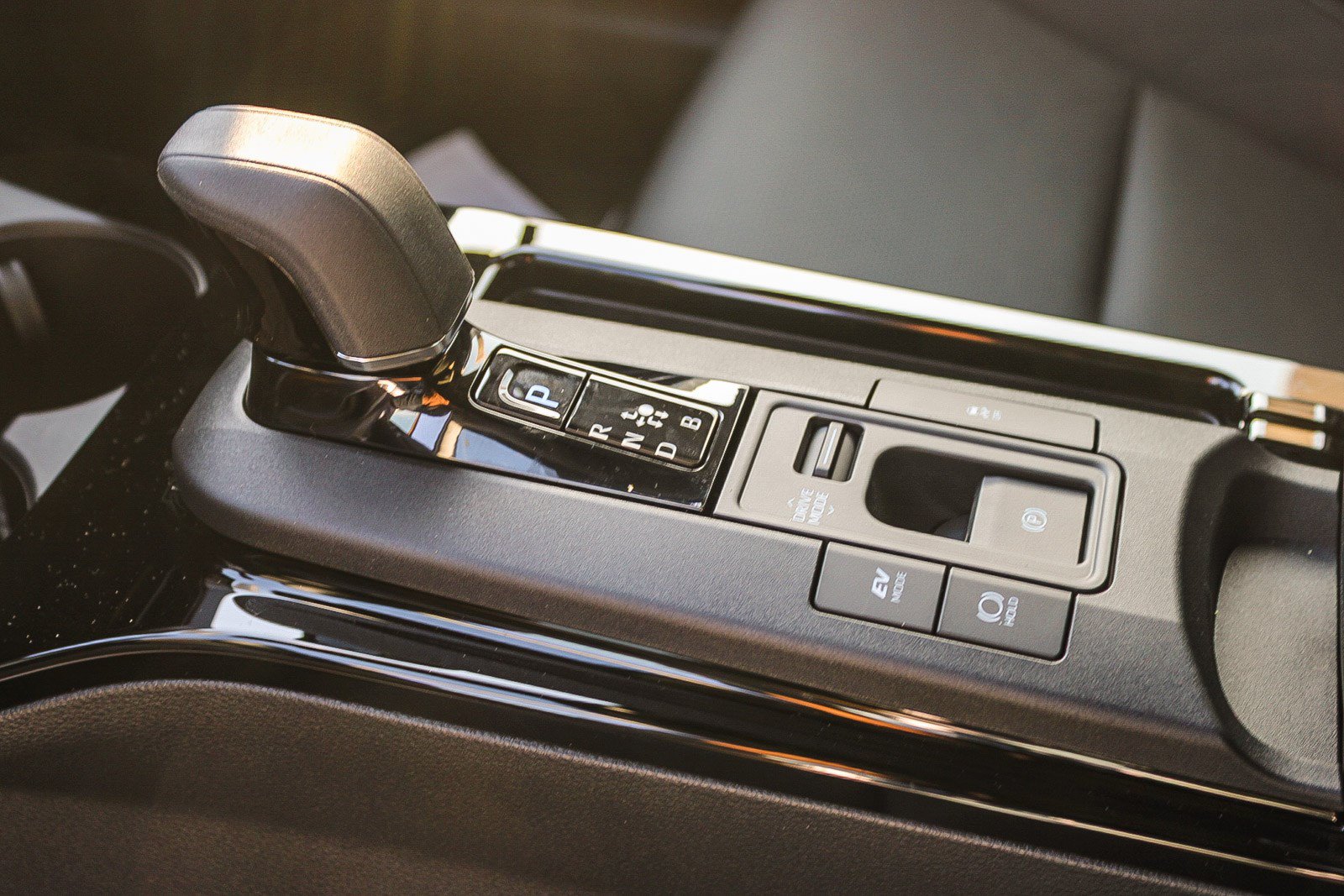 New 2026 Toyota Prius FWD image 21