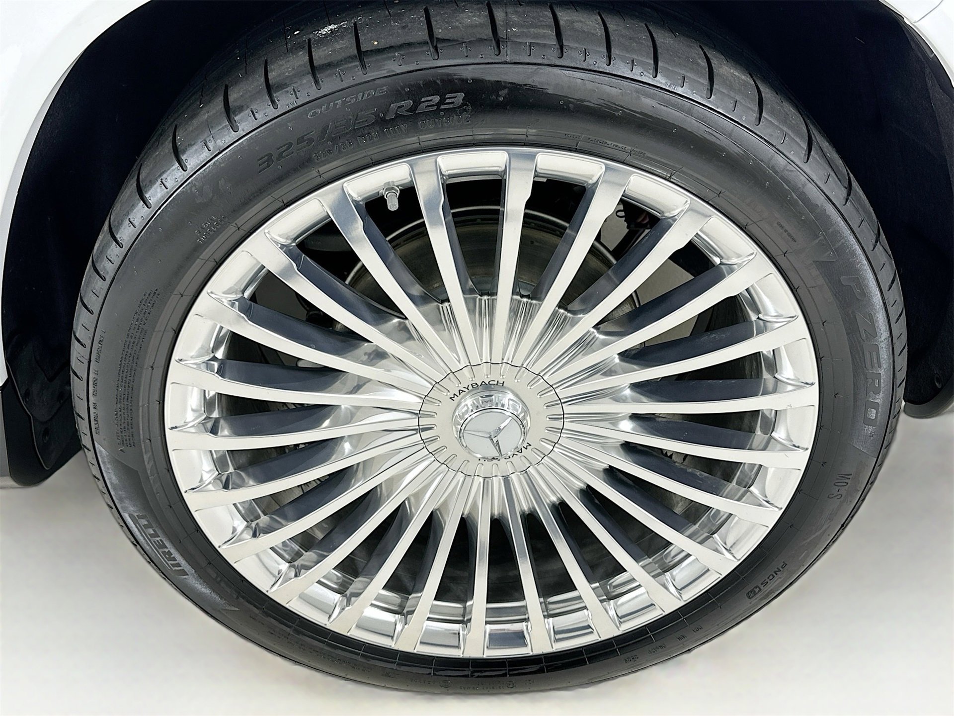 New 2026 Mercedes-Benz Maybach GLS 600 4MATIC image 35