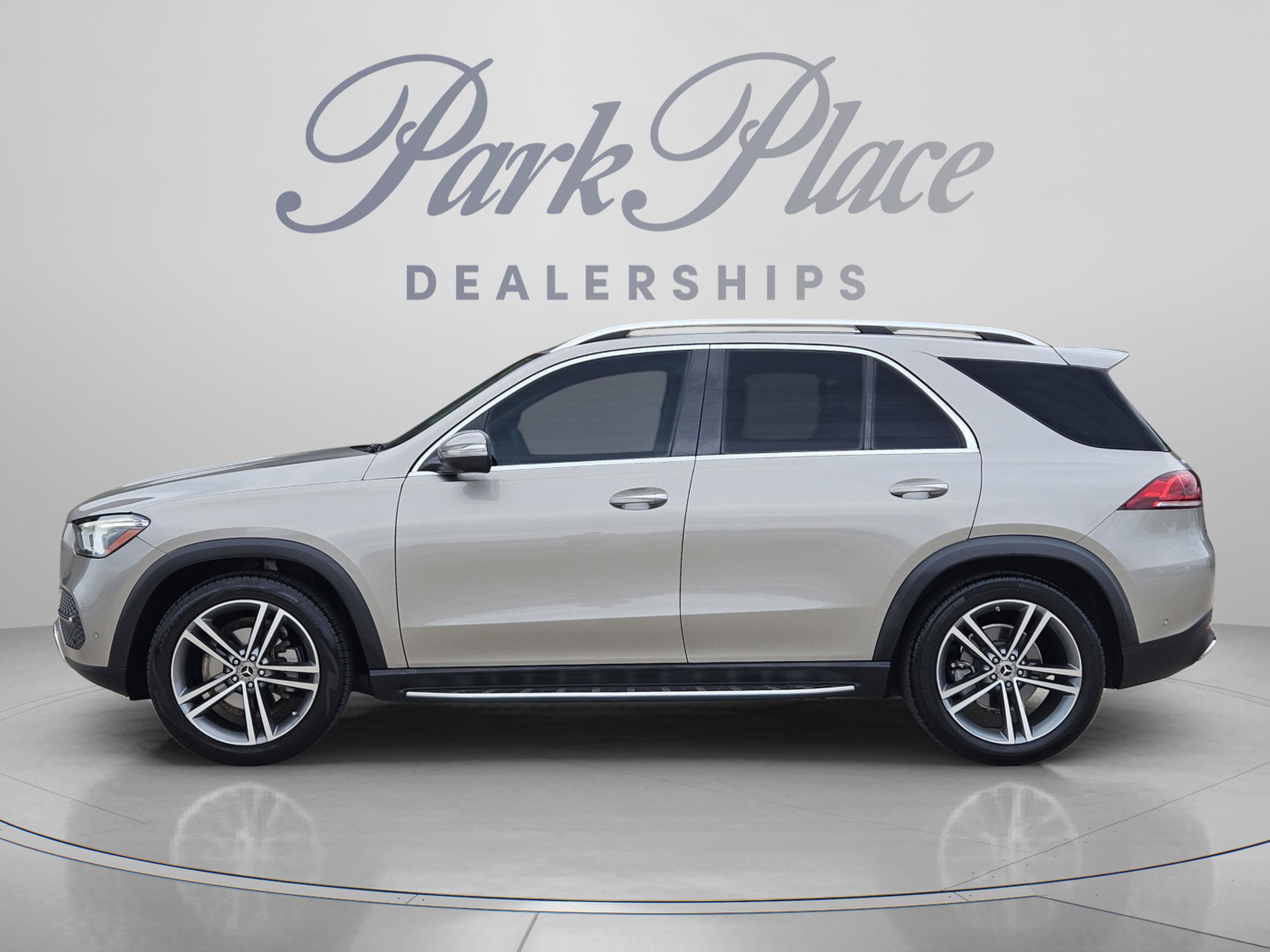 Used 2020 Mercedes-Benz GLE 350 image 2