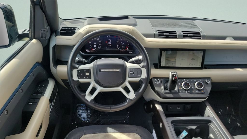 Used 2021 Land Rover Defender 110 X-Dynamic HSE image 12