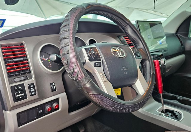 Used 2015 Toyota Sequoia SR5 RWD image 8