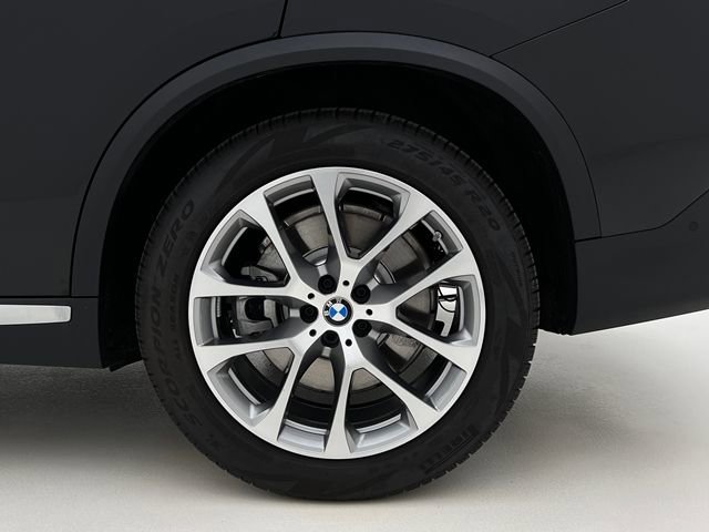 Certified 2026 BMW X5 xDrive50e w/ Climate Comfort Package image 27