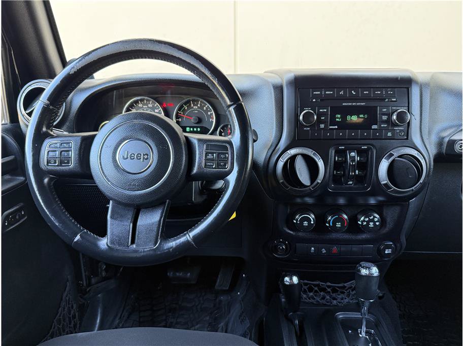 Used 2014 Jeep Wrangler Unlimited Sport w/ Quick Order Package 24S AWD/4WD image 14