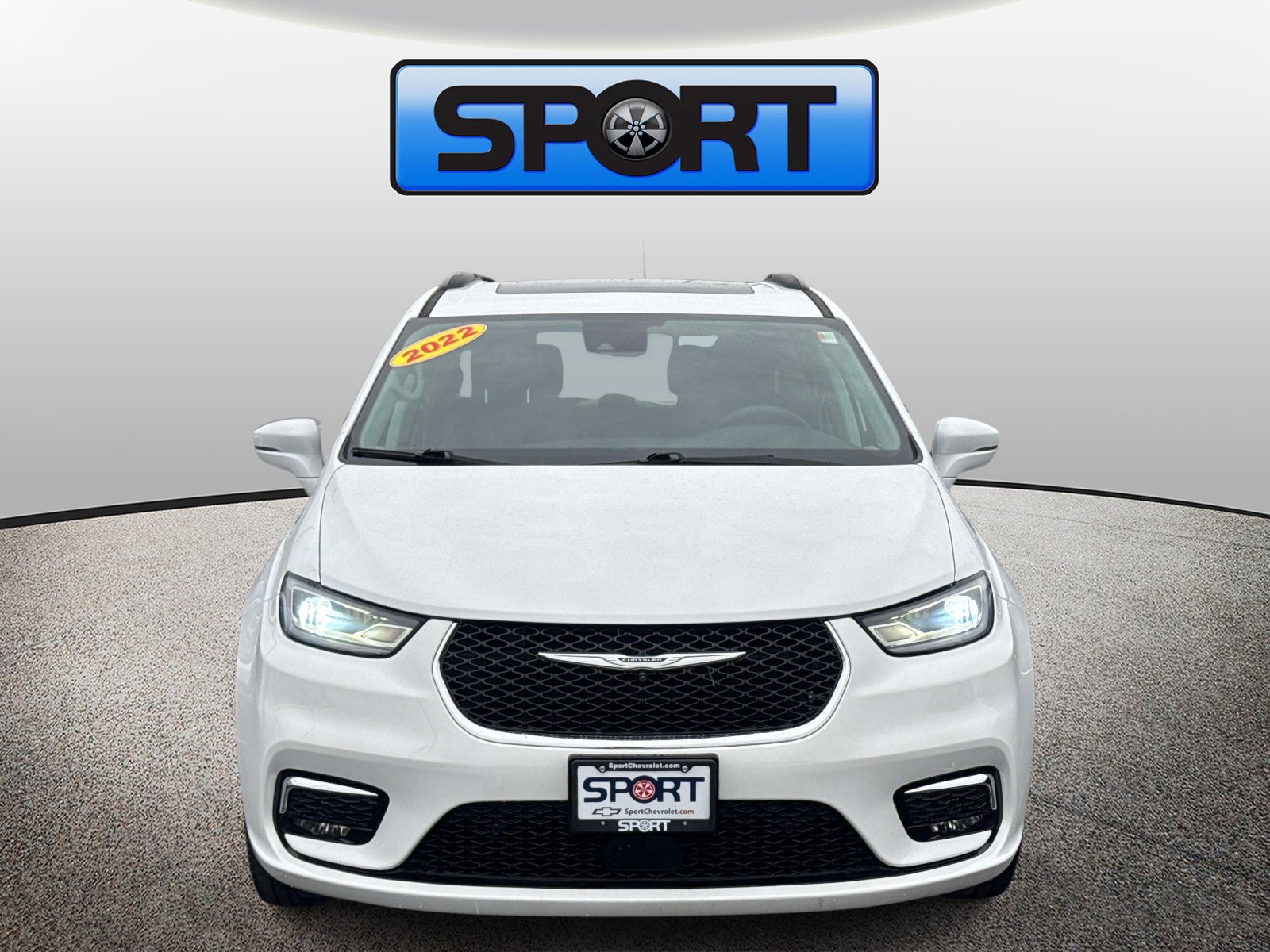 Used 2022 Chrysler Pacifica Touring-L w/ Uconnect Theater Family Group AWD/4WD image 28
