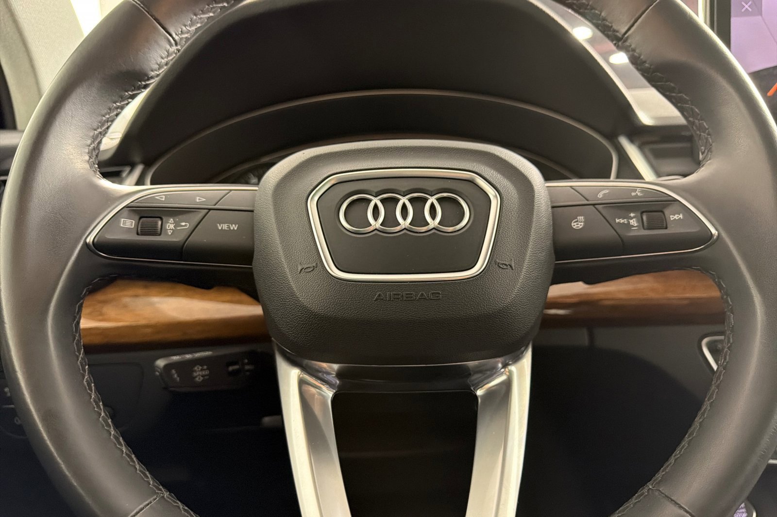 Used 2023 Audi Q5 2.0T Premium w/ Convenience Package AWD/4WD image 22