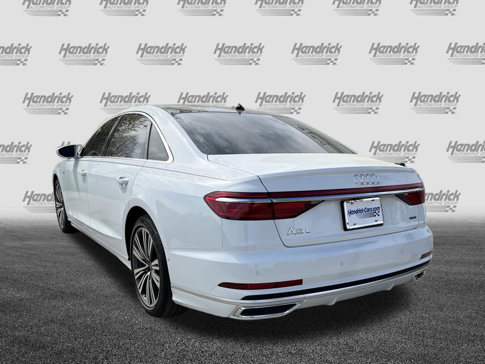Used 2021 Audi A8 L 4.0T w/ Executive Plus Package image 9