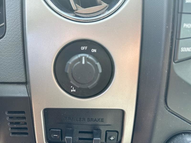 Used 2013 Ford F150 XLT w/ Luxury Equipment Group RWD image 12