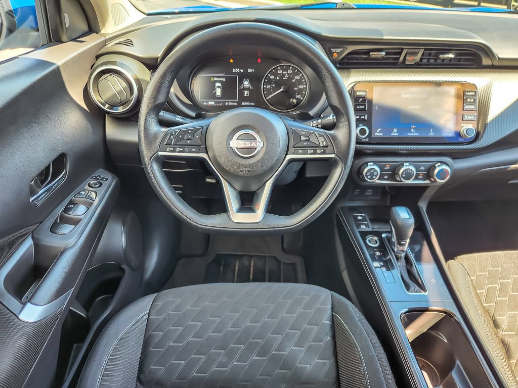 Used 2024 Nissan Kicks SV w/ Exterior Package FWD image 10
