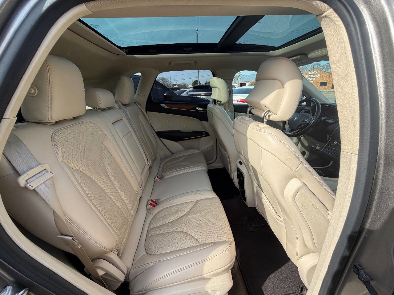 Used 2016 Lincoln MKC Reserve image 14