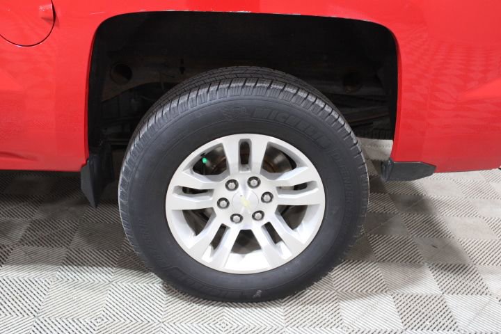 Used 2017 Chevrolet Silverado 1500 LT w/ All Star Edition image 45
